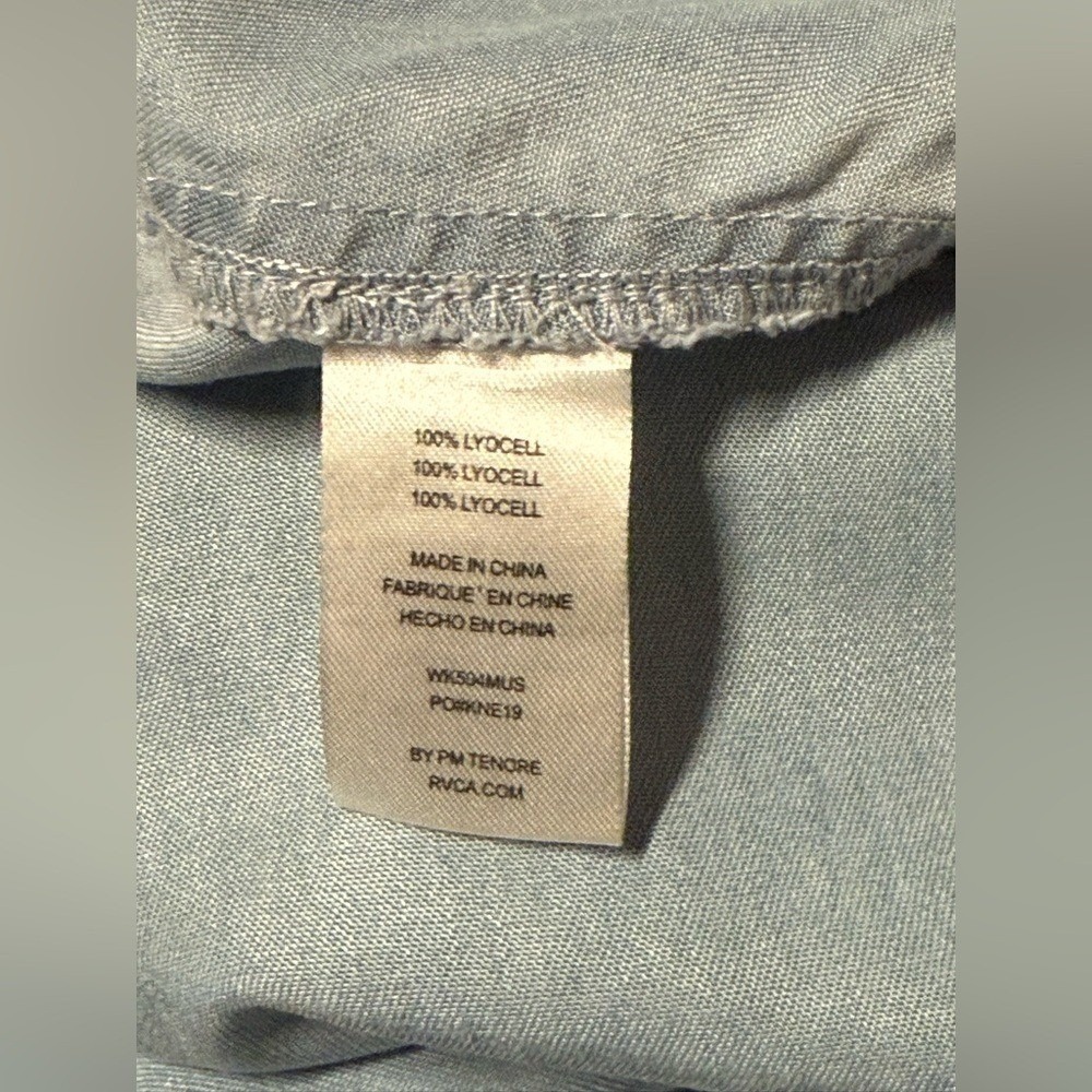 RVCA Blue Tank Size M - Picture 6 of 6